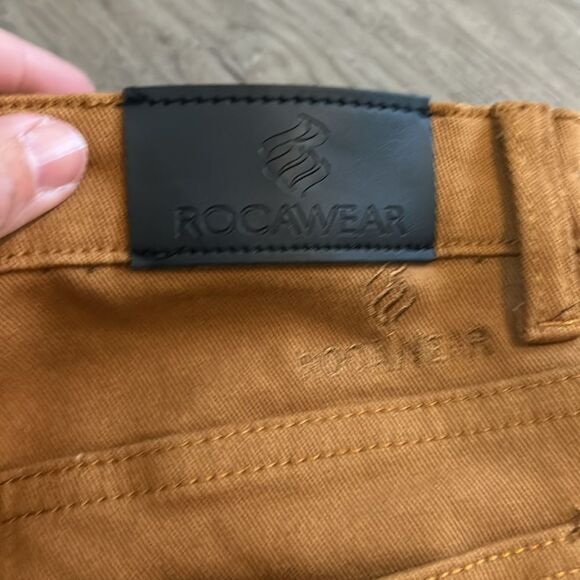 NWT ROCAWEAR BOYS TAN SKINNY JEANS SIZE 14 - Picture 6 of 6